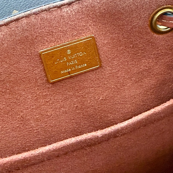 Louis Vuitton Backpack - Picture 6 of 12